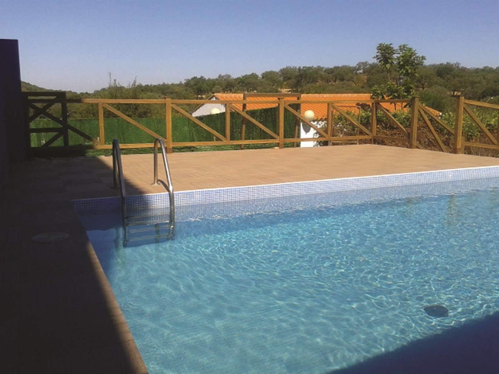 Hotel Balneario Fuentes Del Trampal Carmonita Eksteriør billede