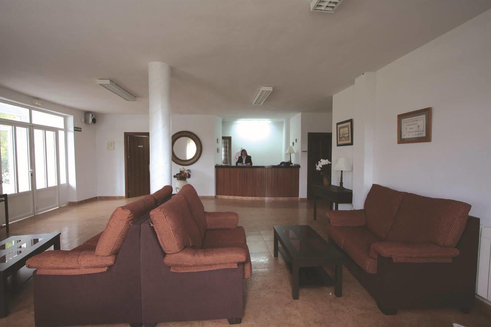 Hotel Balneario Fuentes Del Trampal Carmonita Eksteriør billede